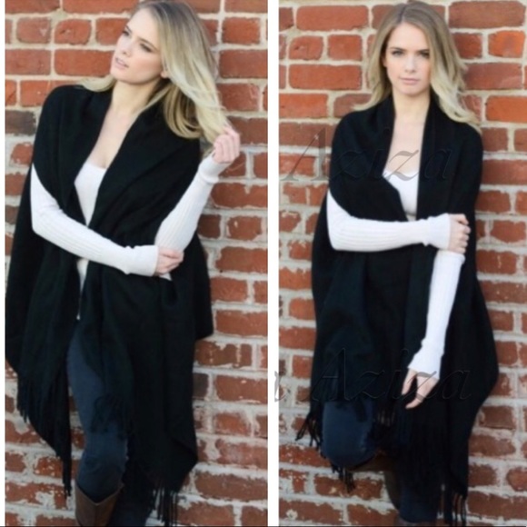 dina aziza Sweaters - Last 1 New Super Soft Boho Fringe Cardi Poncho